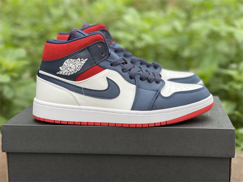 Air Jordan 1 MID SE _USA_ university red color_ the goods number 852542-104. Full code shipment 36--46-8f5d1bf2